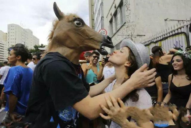 巴西人到底有多开放?中国游客直呼:实在欣赏不了