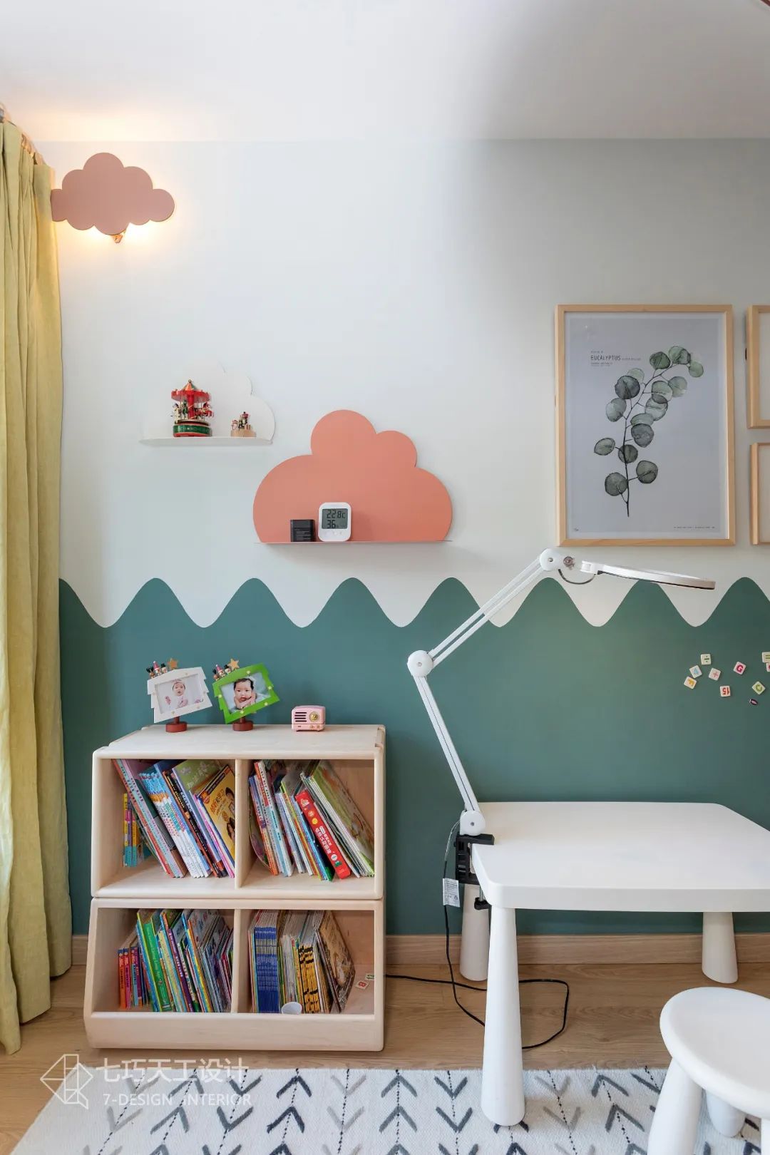 刷蓝色,粉色都out了,儿童房墙面这样装,梦幻童趣真漂亮!