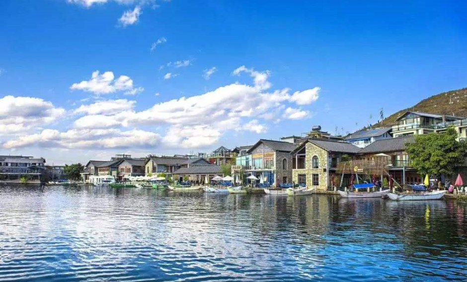 才村:位于大理古城东边,洱海西岸,是一个安静优美的小村庄