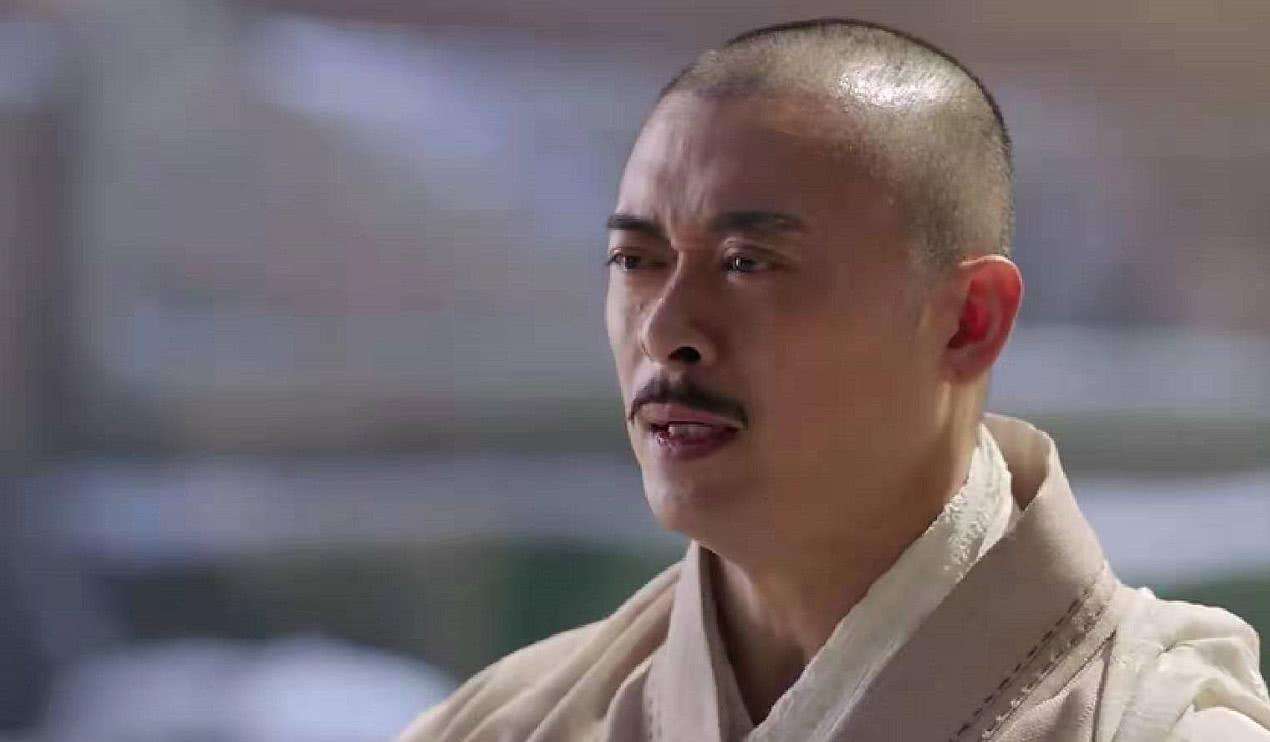 十三叔是九品芝麻官的经典角色,其实倚天中也有一个经典的十三叔
