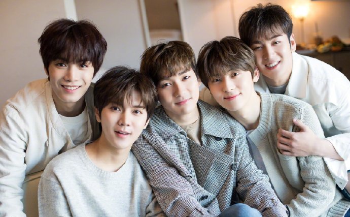 nuest团综《nuest road》播出,成员们第一次集体出去旅行