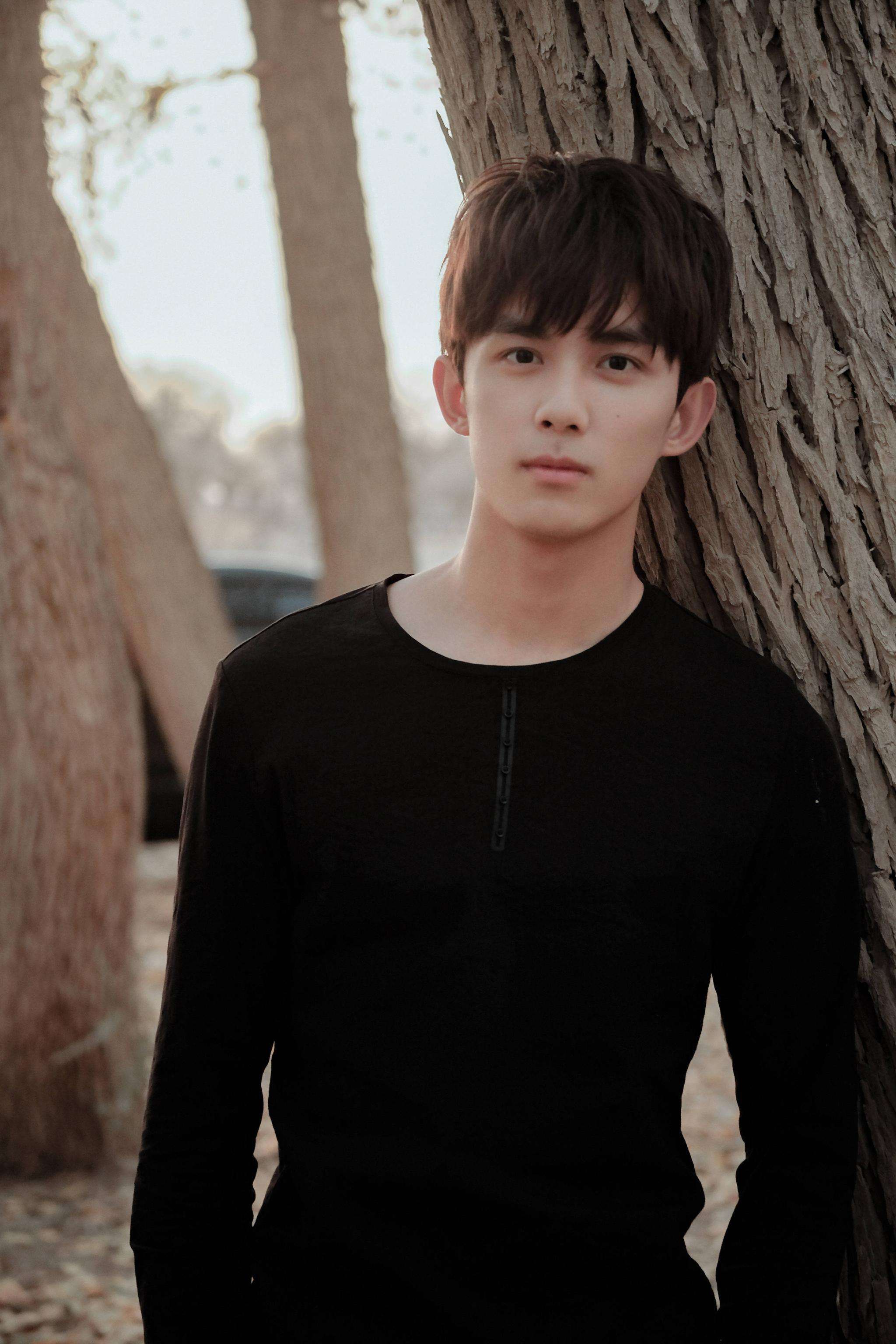 吴磊,越来越优秀的新晋男神,网友:太喜欢了