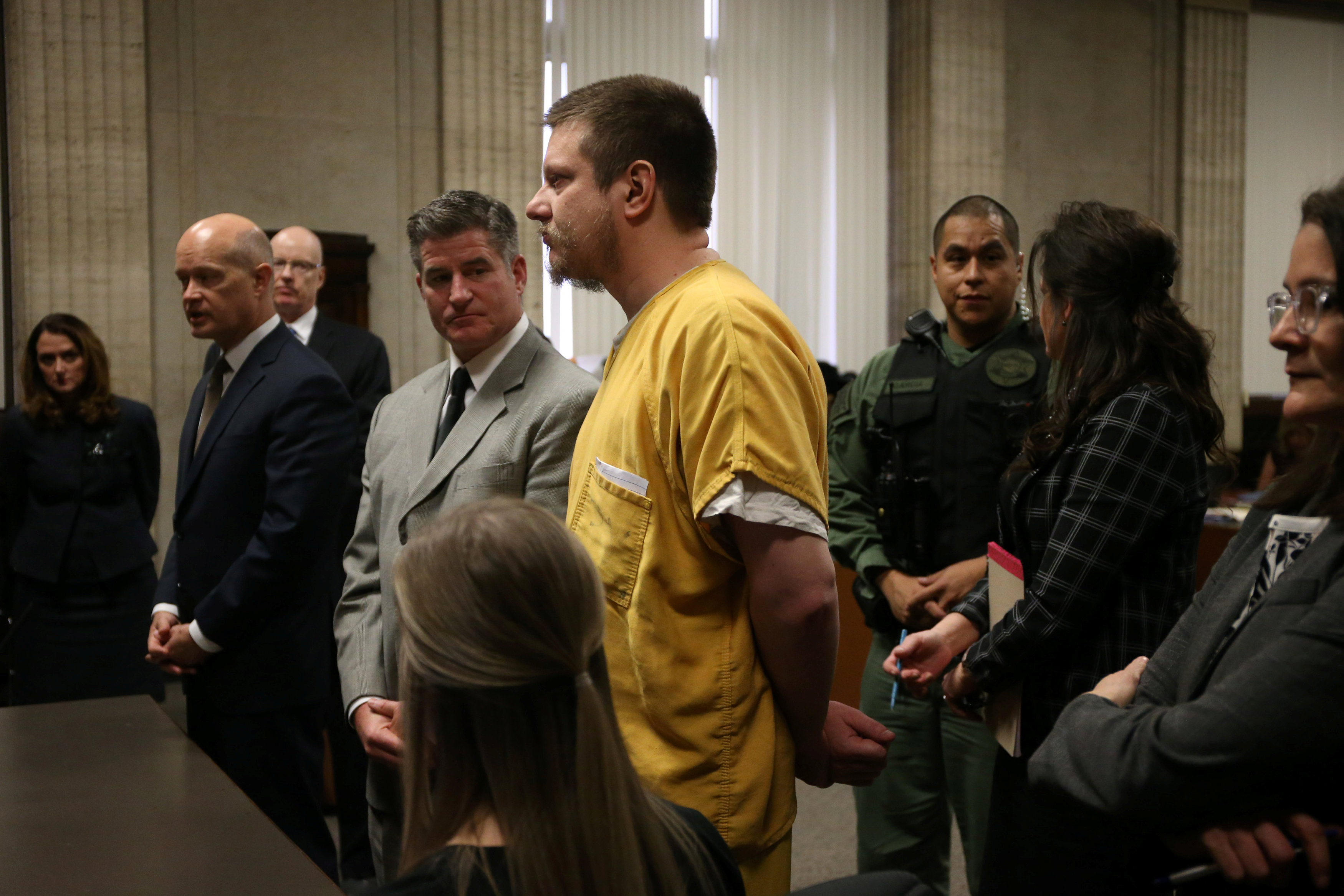 芝加哥射杀非洲裔美国青年的警察被判入狱