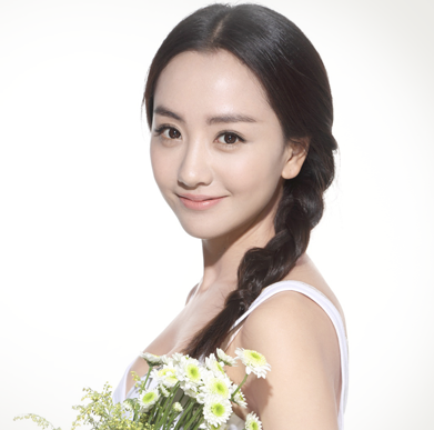 杨蓉,中国内地女演员,毕业于上海戏剧学院97级表演系本科.