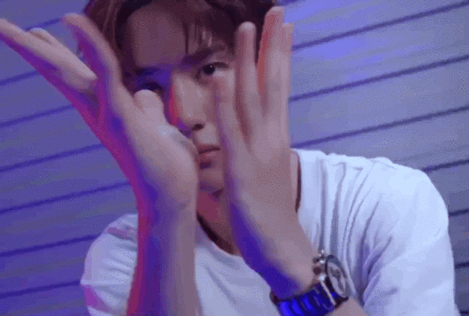 珍藏表情包:王一博,你可以再可爱一点吗?