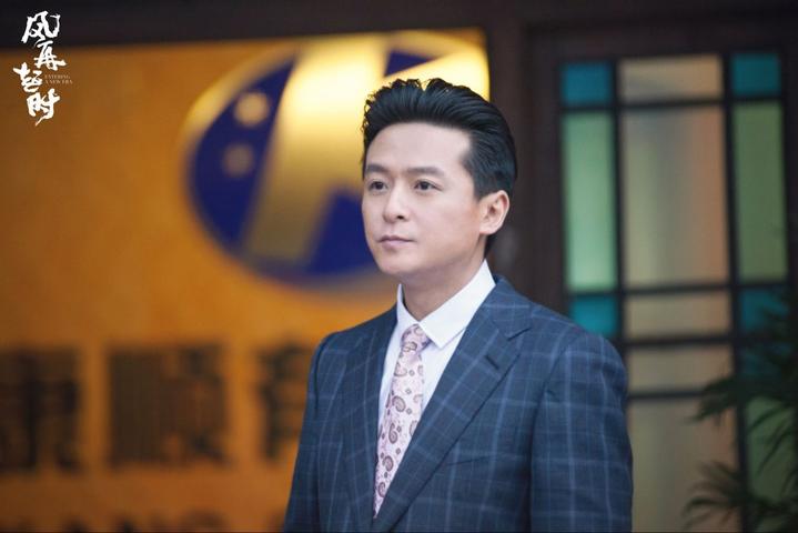 朱雨辰曝上世纪八十年代的家:一台缝纫机一台电视机