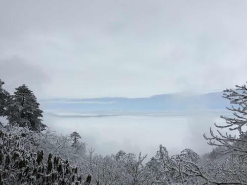 西岭雪山鸳鸯池