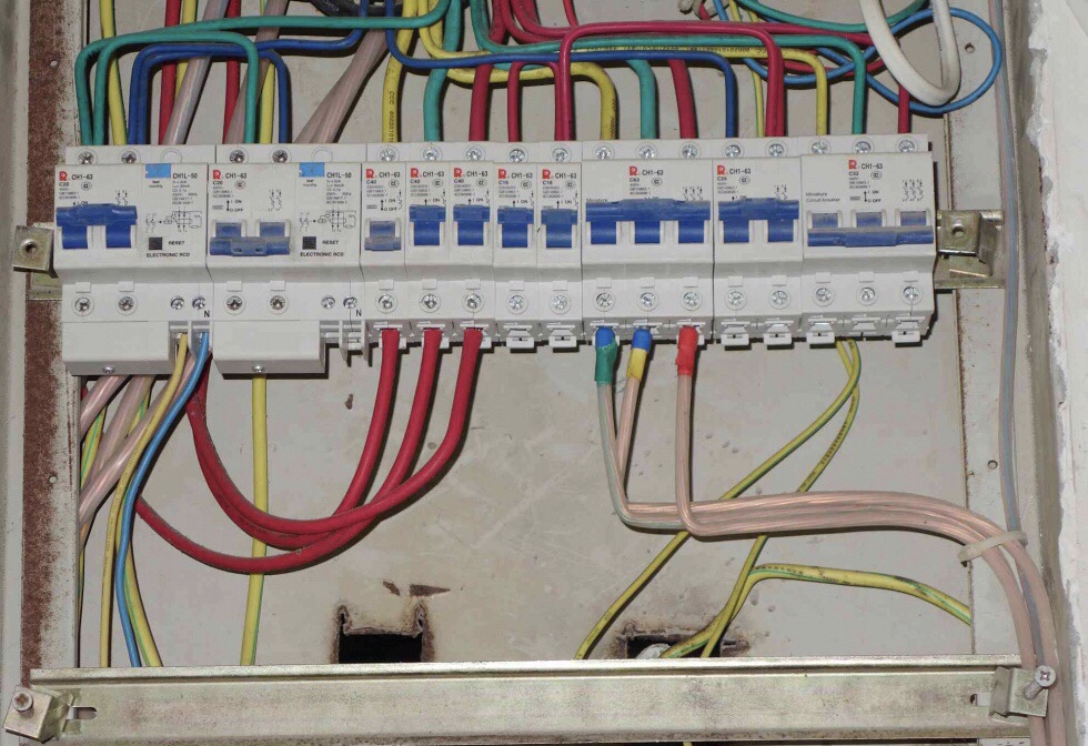 室内总开关使用漏电保护开关的优点和缺点