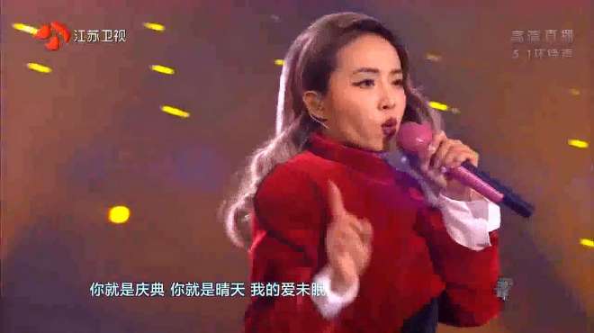 [图]蔡依林《日不落》，蔡依林的经典歌曲，现场嗨爆万人蹦迪现场