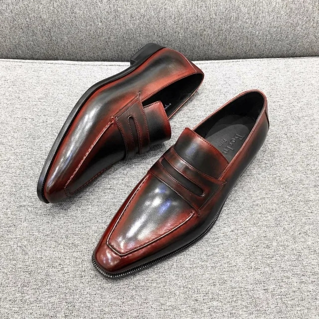 伯尔鲁帝"褐色王"皮鞋