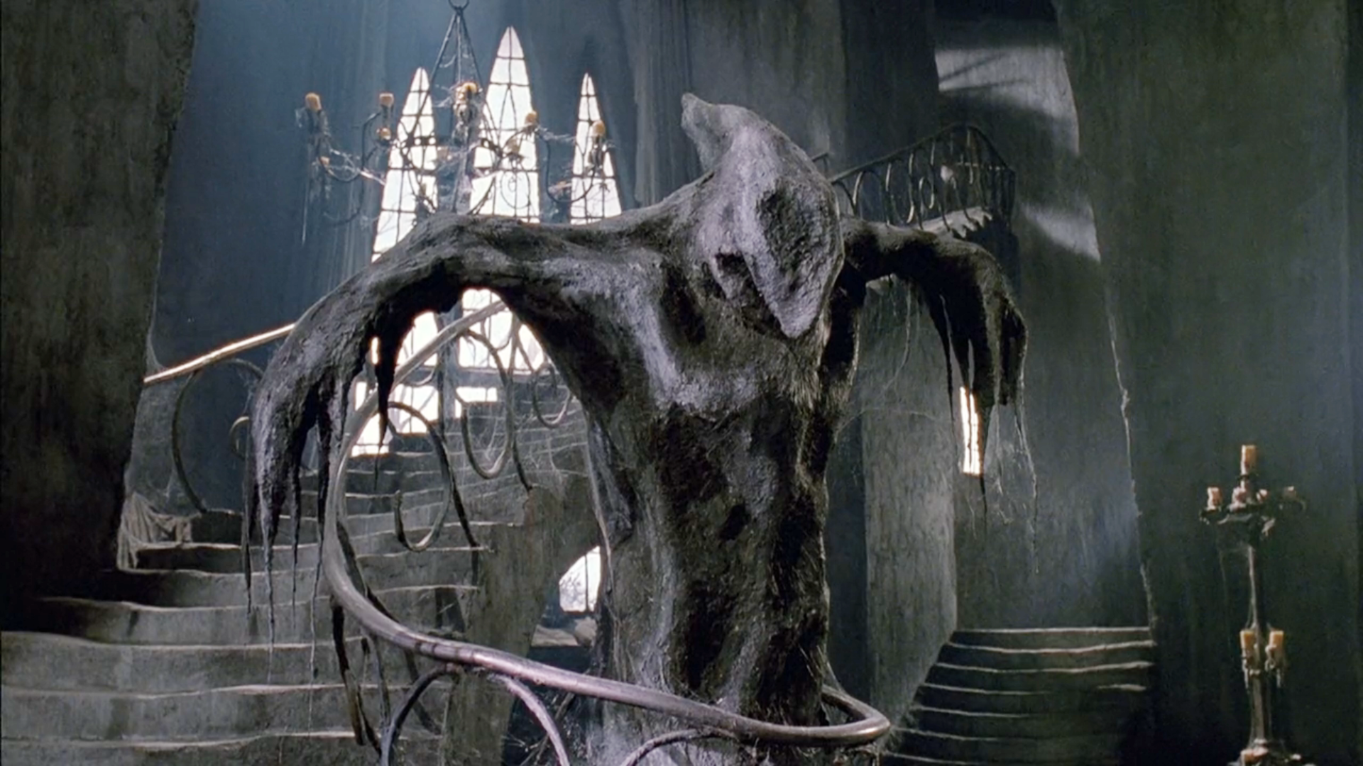 《剪刀手爱德华》:只有满怀童心,才能在现实与幻想之间游走