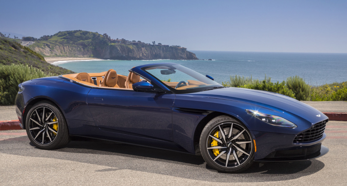 全新阿斯顿马丁db11 volante蓝色的外观