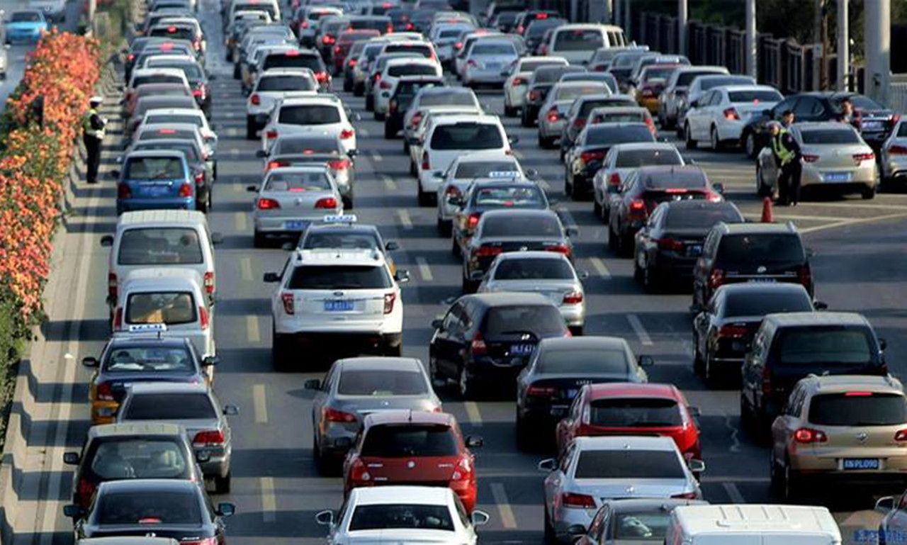 广东最拥挤的大桥:每逢节假日都会堵,网友:上去就别想下来