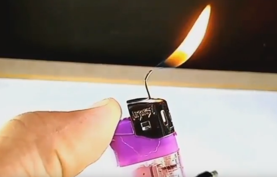 农村小伙用打火机制成烙铁,比买的还好用,制作超简单!