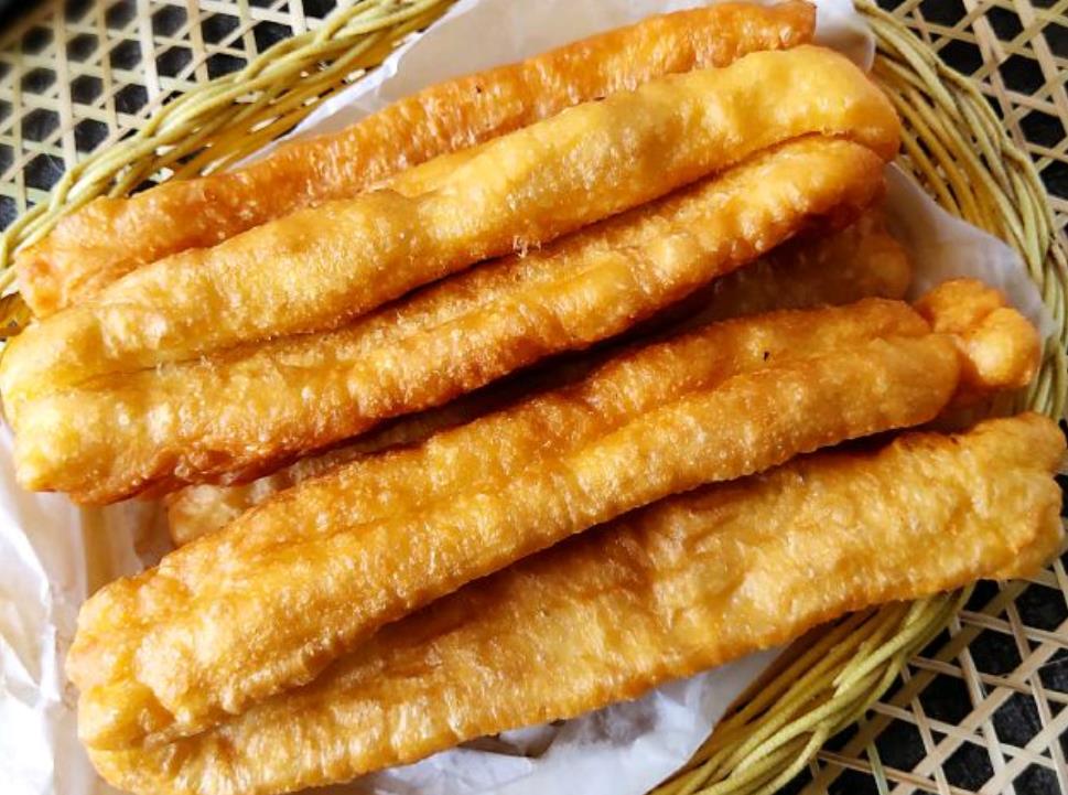 想吃油条不用买,教你详细配方做法,蓬松酥脆,个个空心 想吃油条不用买,教你详细配方做法,蓬松酥脆,个个空心