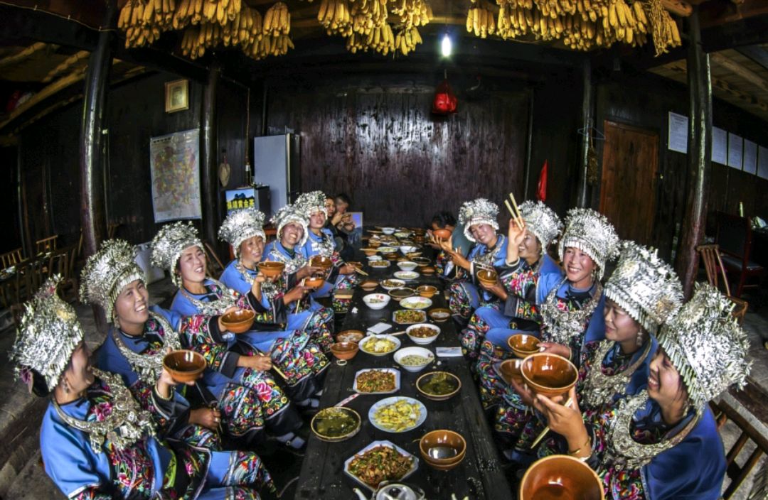 鸡稀饭,就是苗家人世代传承的一种风味美食