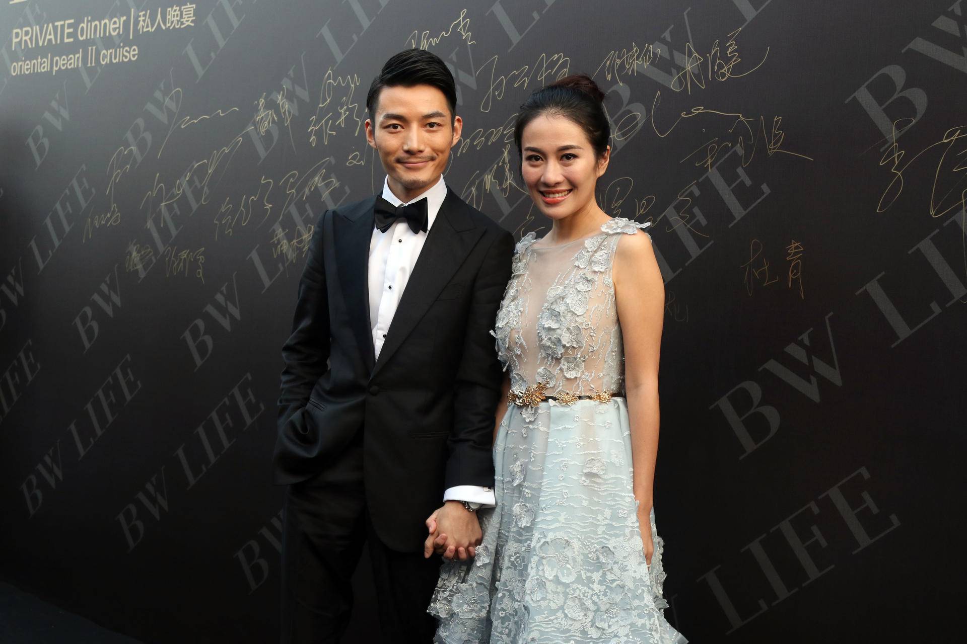 叶璇与90后男友分手,干爹身家300亿,今39岁收3亿豪宅礼物