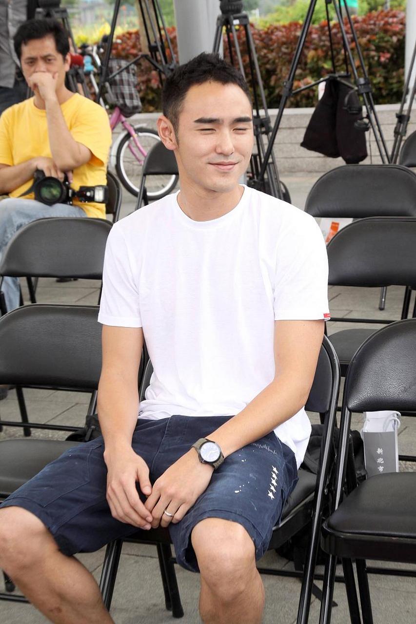 阮经天,演技派小生,凭借多部热门作品赢得观众喜爱!