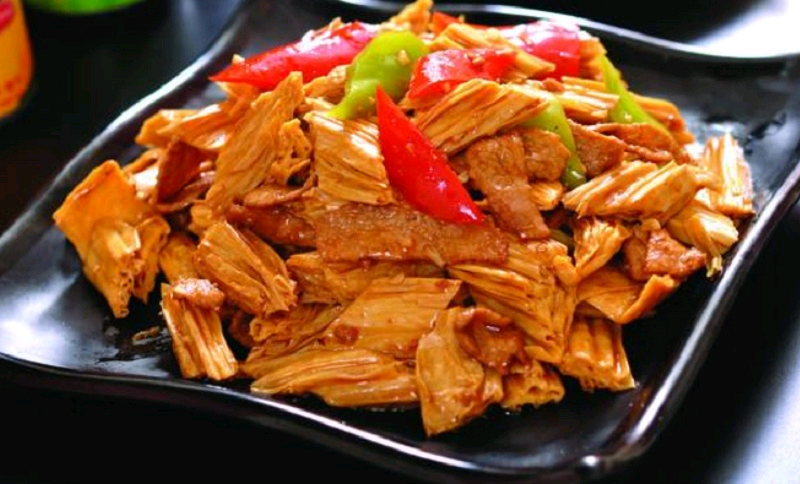 里脊肉炒腐竹
