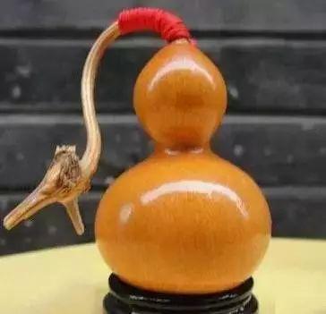 文玩葫芦龙头篇:文玩葫芦如何缠龙头?龙头断了如何修复?