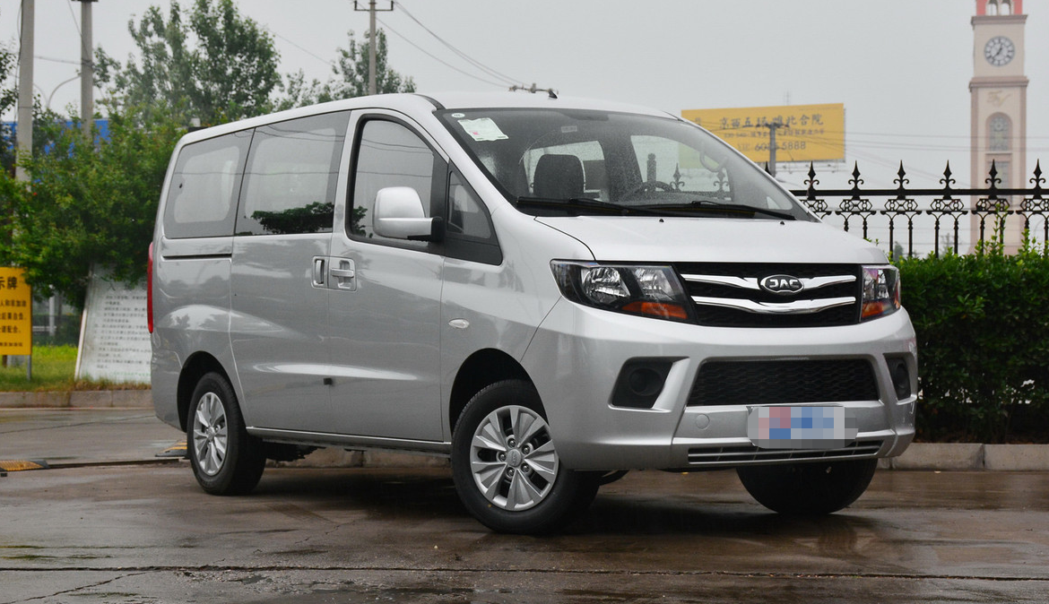 江淮-瑞风m3呈现圆润流线时尚的美,看起来成熟精致