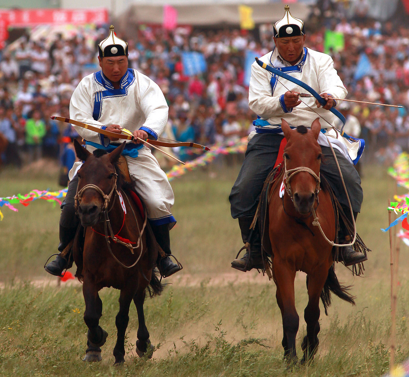 摘要: 蒙古族,一个源自草原的民族,拥有独特风俗习惯和深厚文化底蕴.
