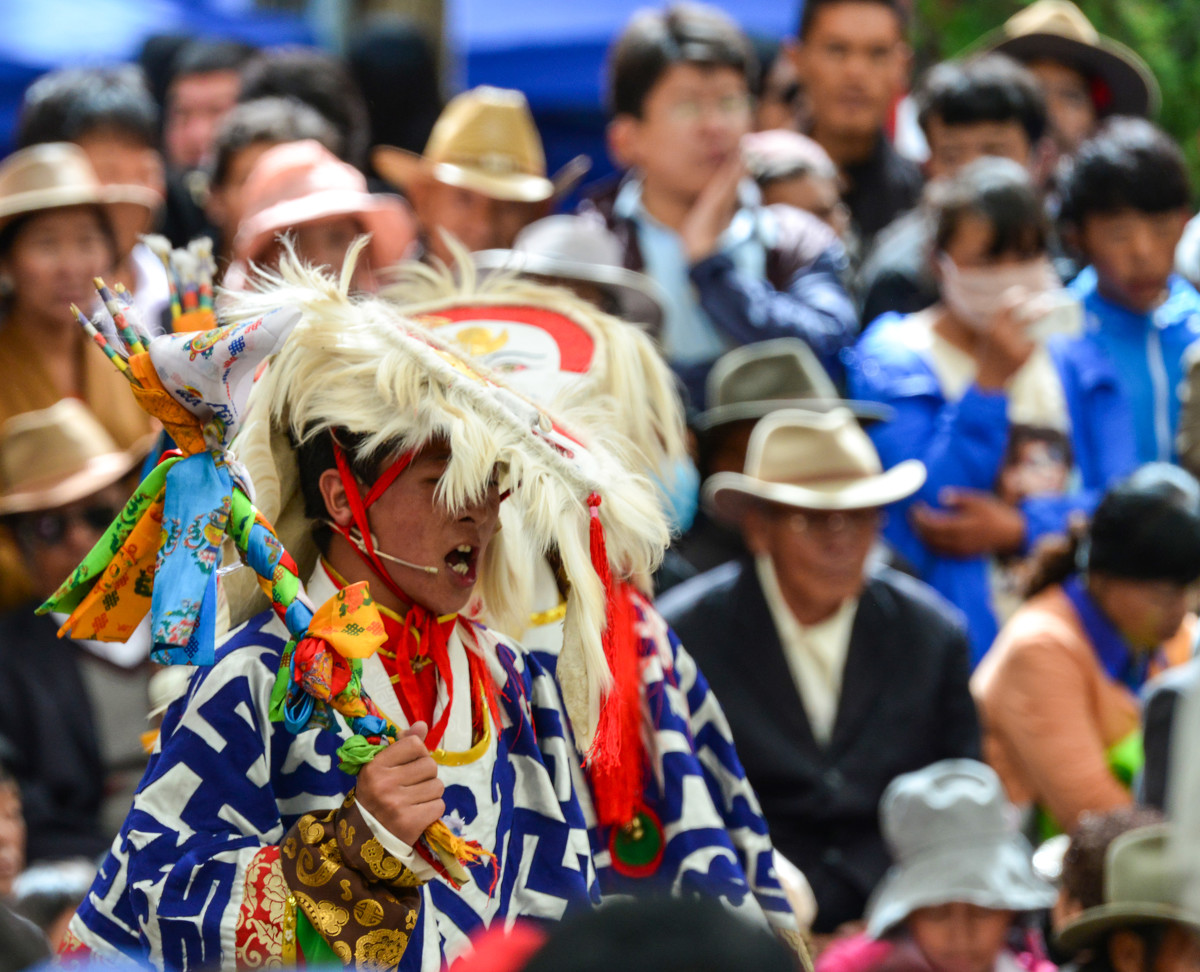 藏戏:阿吉拉姆,西藏雪顿节最重头的节目!