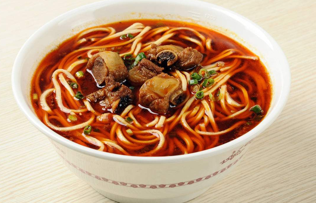 排骨面营养丰富,适宜于气血不足和阴虚纳差者!