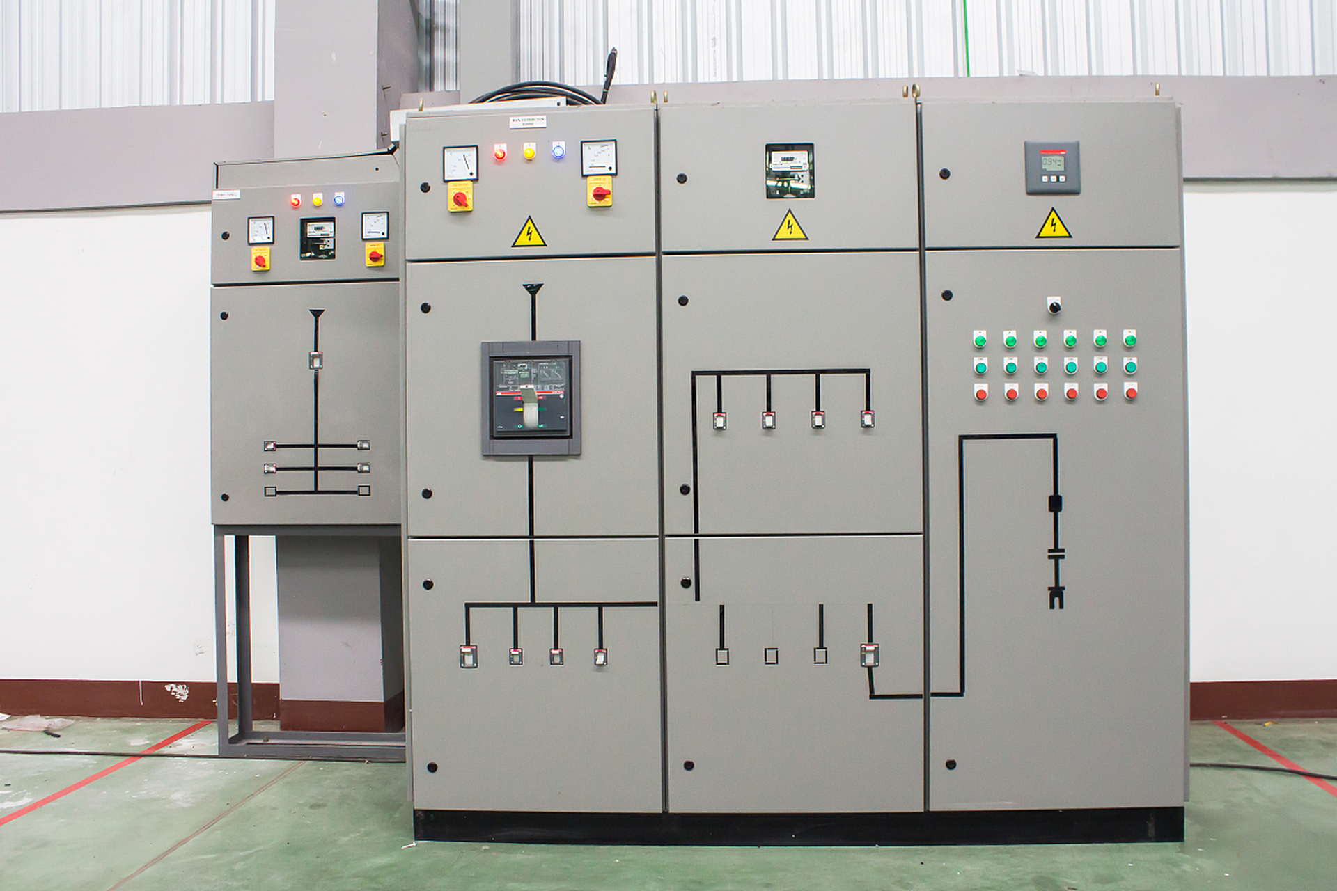 你知道高压环网柜一般配置吗,也属于成套设备 一般开关选用国产负荷