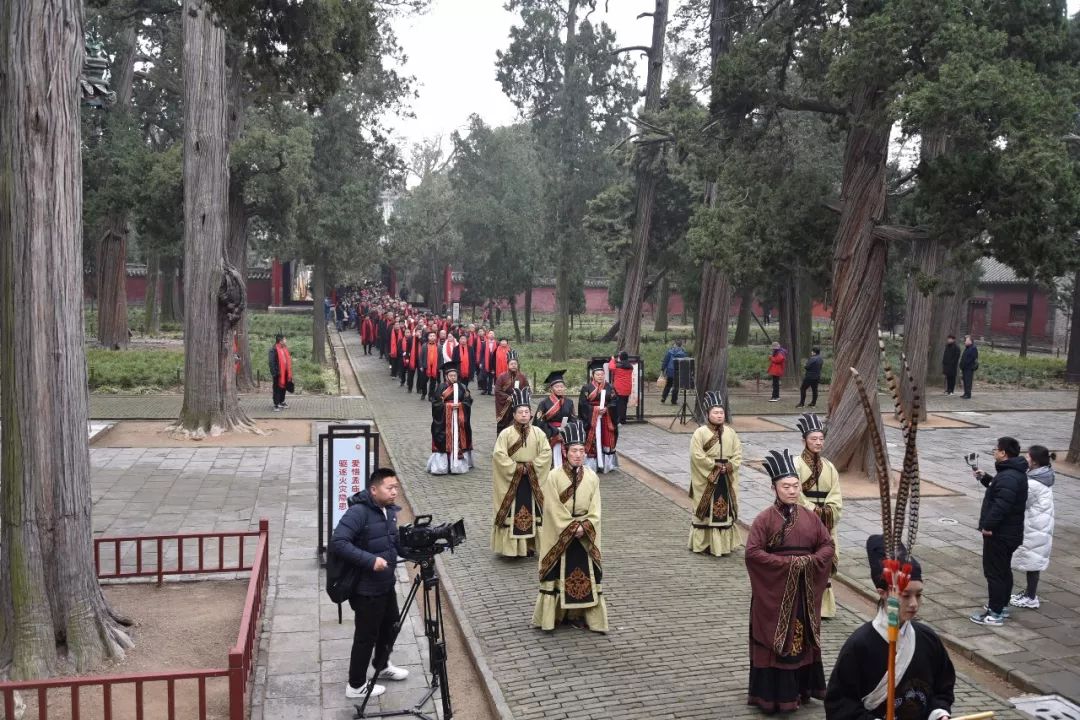 "己亥年冬至祭孟"大典在邹城孟庙隆重举行