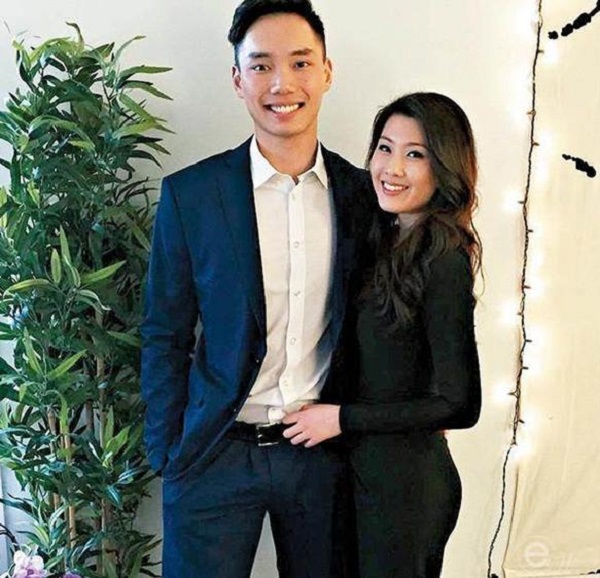 60岁苗侨伟全家福曝光,妻子美过张曼玉,女儿被赞是"校花"级别