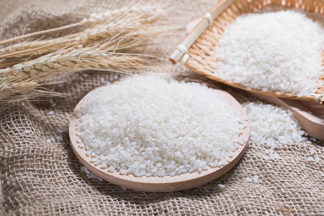 超市大米名堂多,花样大米价格悬殊!