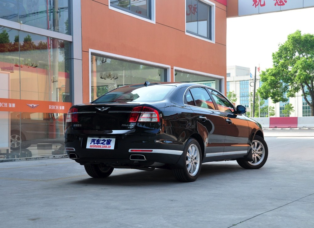 奇瑞的巅峰之作,车长近5米比帕萨特有气场,还配宾利标却遭停产
