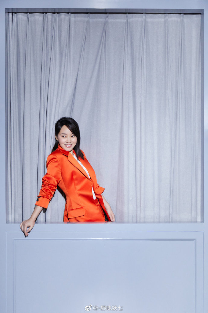 1.18        >>关注#闫妮