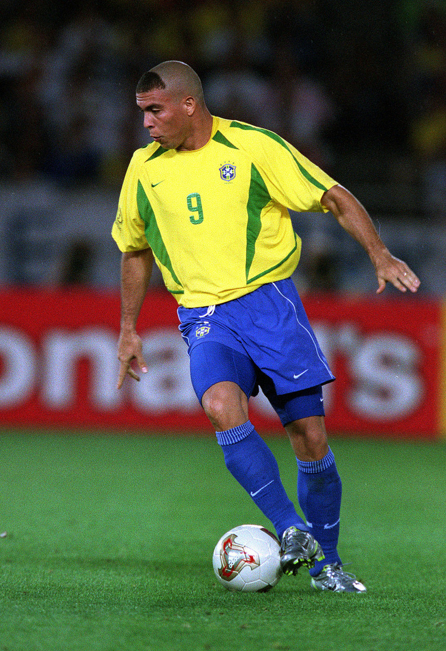 [大力神杯]罗纳尔多在2002年世界杯上说,每个人都在谈论我的腿受伤