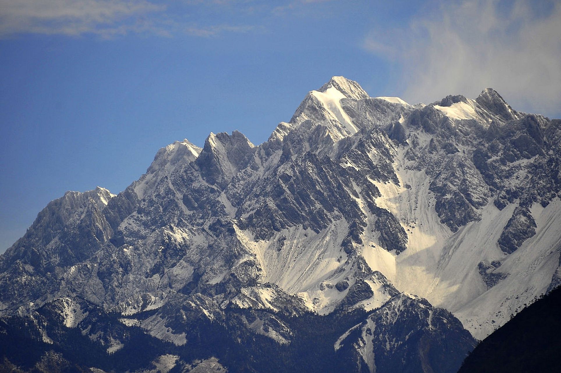 玉女峰雪景图片