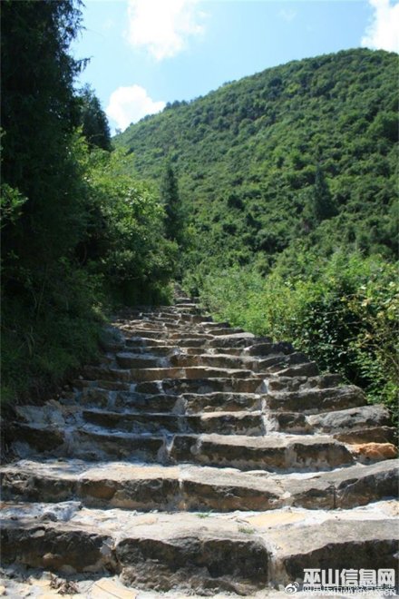 巫山斥资40亿元打造"南陵古道"景区