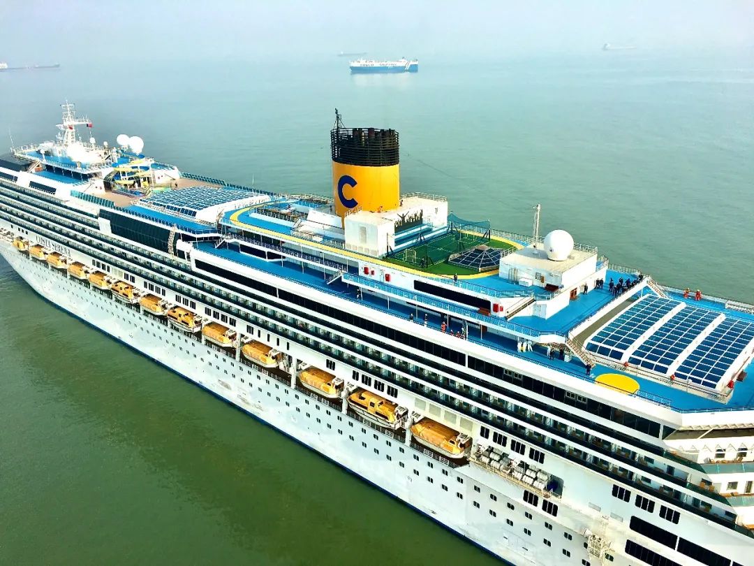 "歌诗达赛琳娜号",我就在这艘邮轮上