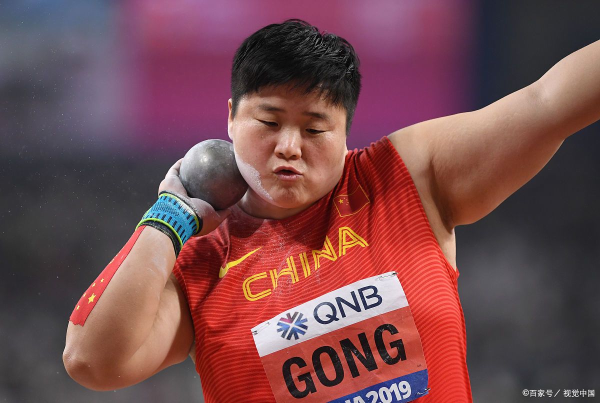 巩立姣,这么有观众缘的举重奥运冠军,她可能是第一个