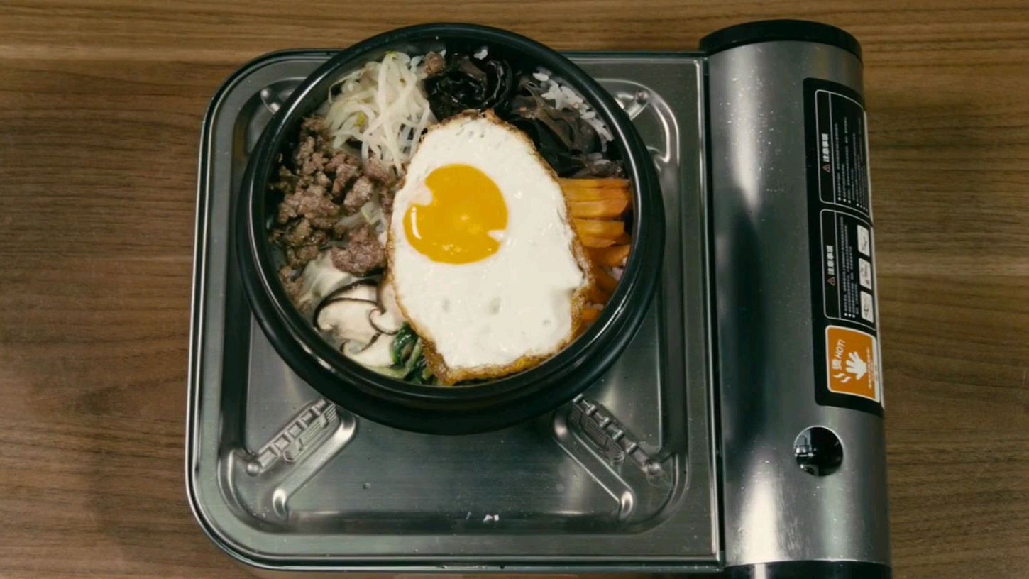 韩国石锅拌饭怎么做,材料准备清晰