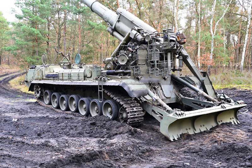 苏联最强火炮,被一神秘国家缴获,如今用来和俄军对射!
