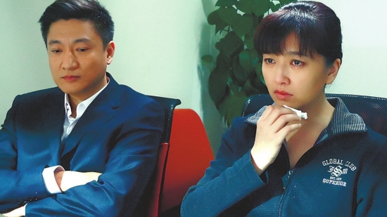 《前妻的车站》珊珊母亲与周家发生了夺女大战