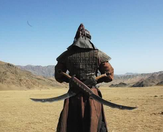 蒙古骑兵曾不仅有弓箭,当时还装备了很多重武器,很