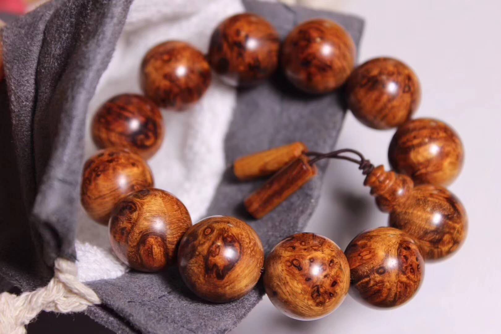 这几种手串爱不释手,你盘玩过哪些,别追求太高