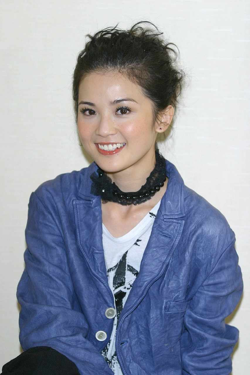 很多人心疼蔡卓妍,在感情上总是遇到挫折