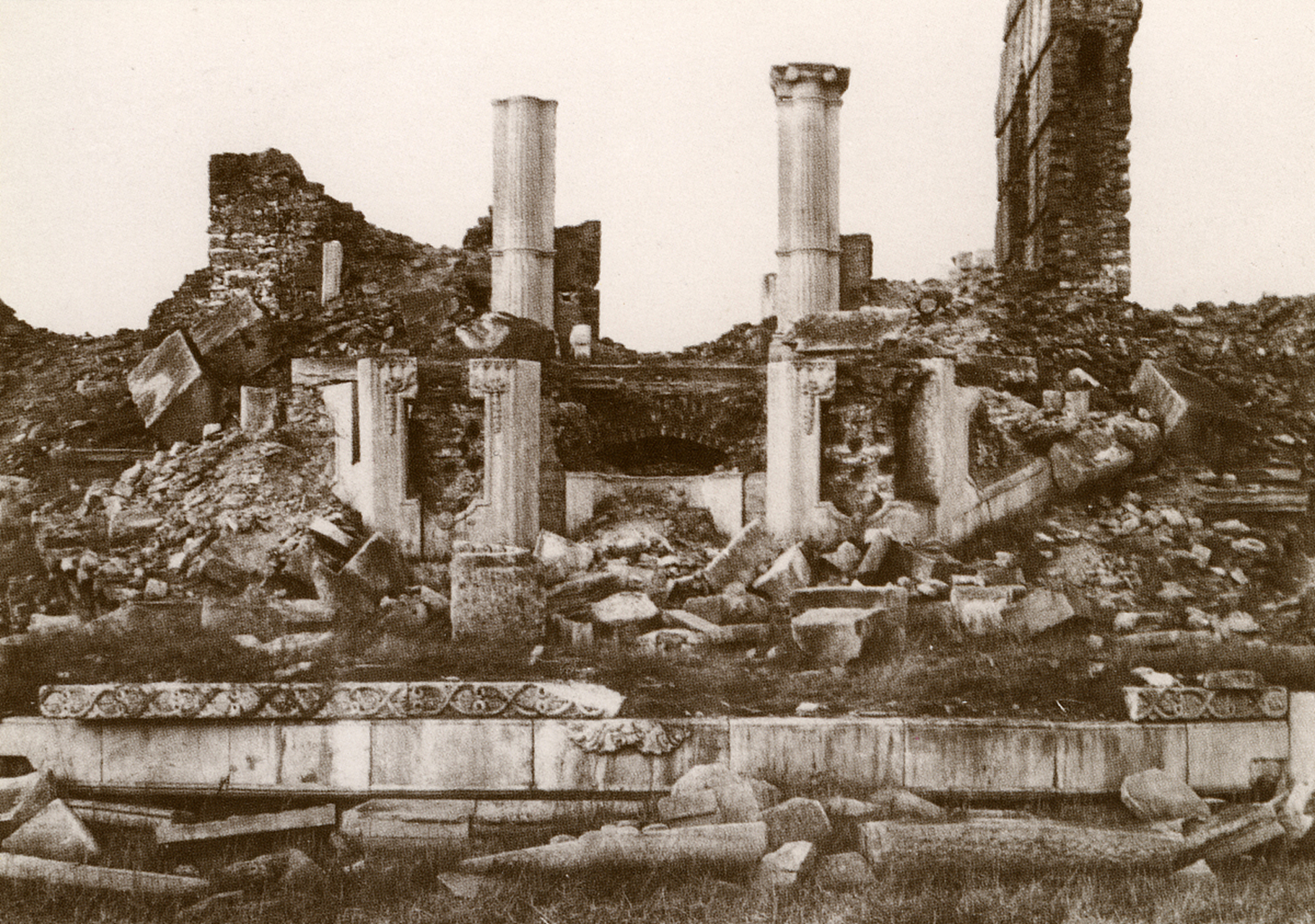 文物不仅承载了中华民族的伟大灵魂,还是华夏儿女灿