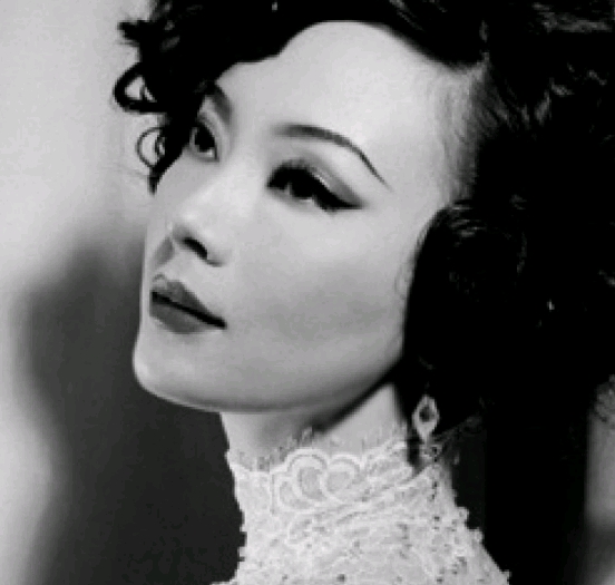 民国美女王右家,曹禺作品中的女主,一生情路坎坷,两次所嫁非人