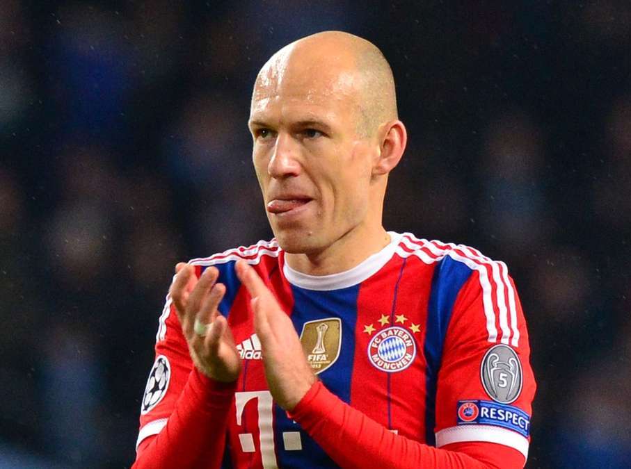 阿尔杰·罗本,1984年1月23日出生于荷兰格洛宁根贝杜姆,场上司职边锋