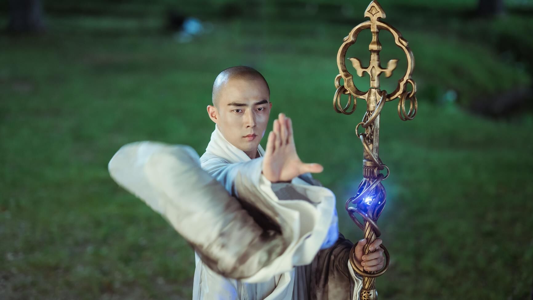 《新白娘子传奇》裴子添变身法海 帅到想舔屏