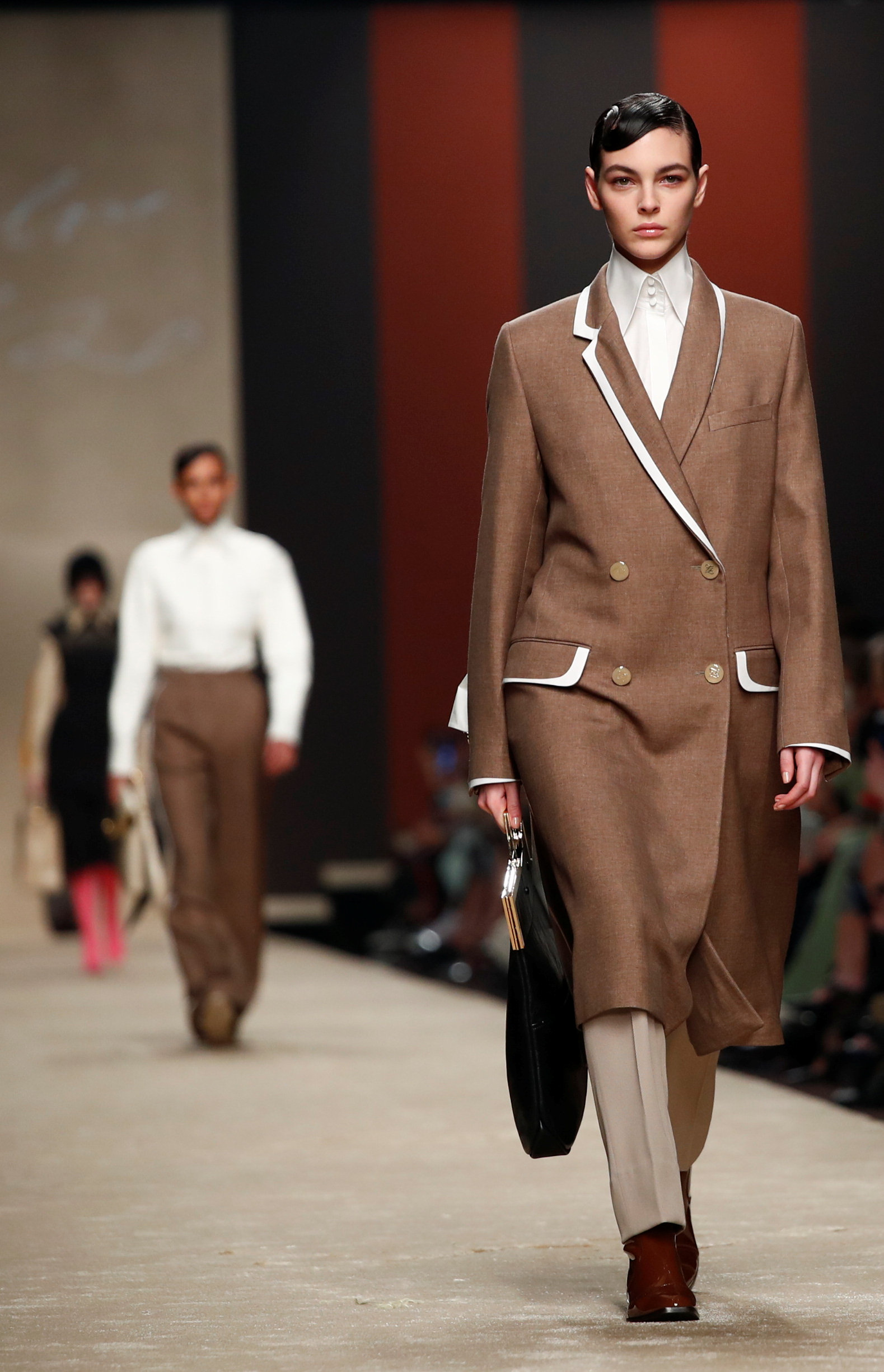 米兰时装周——芬迪品牌时装秀(5)